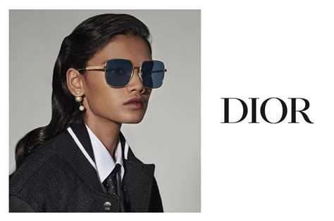 Christian Dior 2024 Güneş Gözlüğü Modelleri .